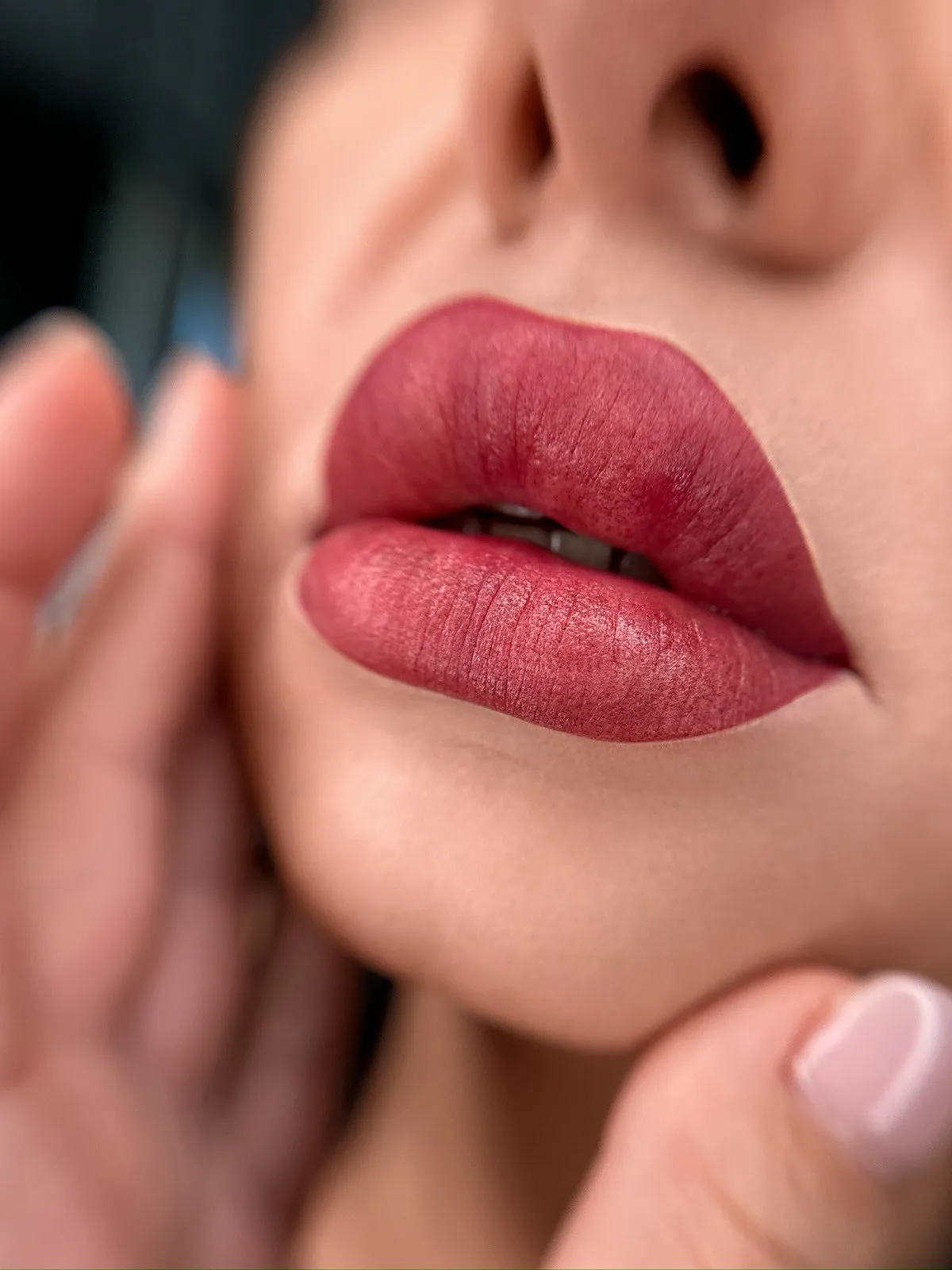 Velvet Lips - перманентен грим в PK Бюти Студио